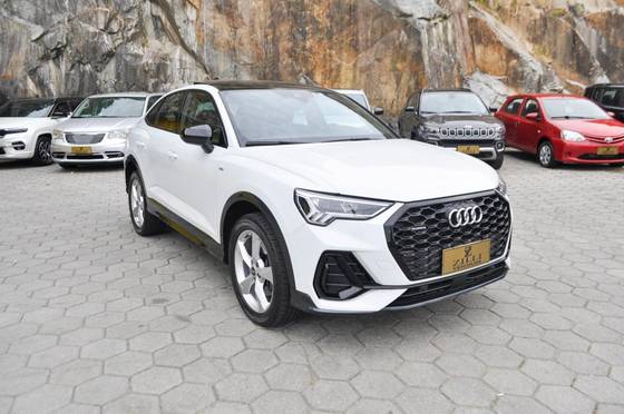 AUDI Q3 2.0 40 TFSI GASOLINA SPORTBACK PERFORMANCE BLACK QUATTRO TIPTRONIC AUDI Q3 2.0 40 TFSI GASOLINA SPORTBACK PERFORMANCE BLACK QUATTRO TIPTRONIC